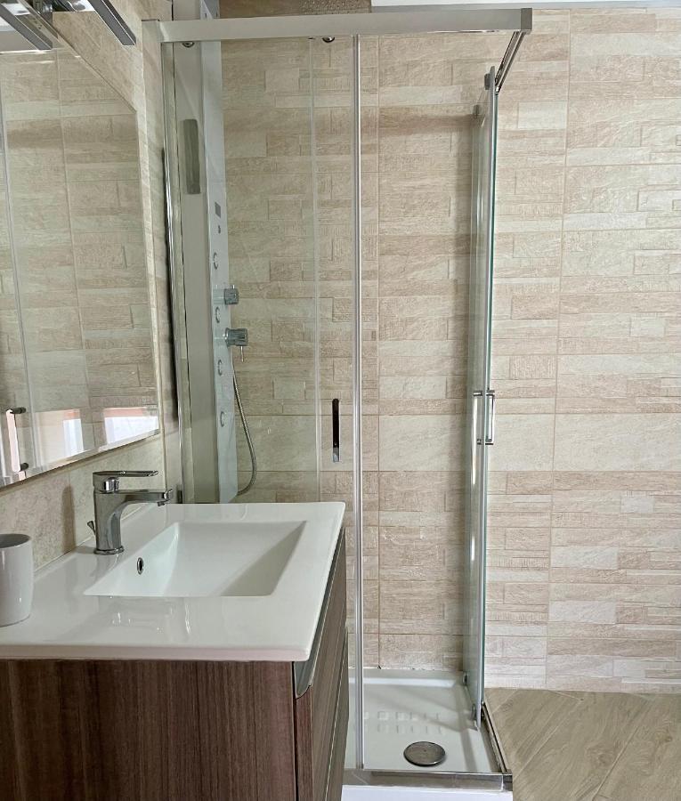 Relax Sea View Attic Apartment Quartu Sant'Elena Bagian luar foto