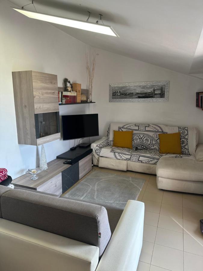 Relax Sea View Attic Apartment Quartu Sant'Elena Bagian luar foto